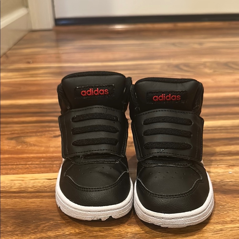 Kids Adidas Velcro Strap Sneakers, 8 - Picture 2 of 6